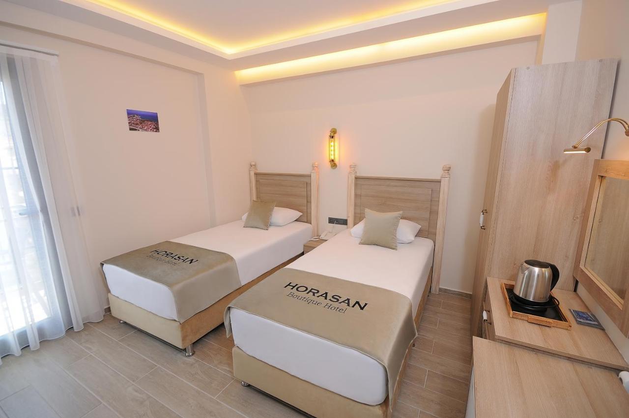Horasan Hotel Çeşme Εξωτερικό φωτογραφία